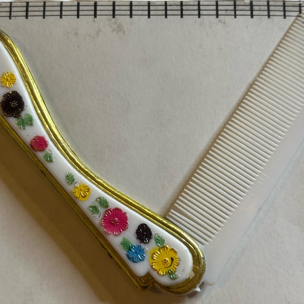 Floral Vanity Set with Gold Accents min vintage new with case - Picture 5 of 8